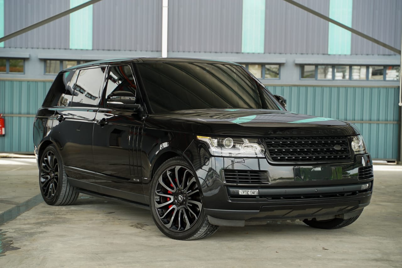 2017 LAND ROVER RANGE ROVER VOGUE AUTOBIOGRAPHY LWB 5.0 V8 SUPERCHARGED